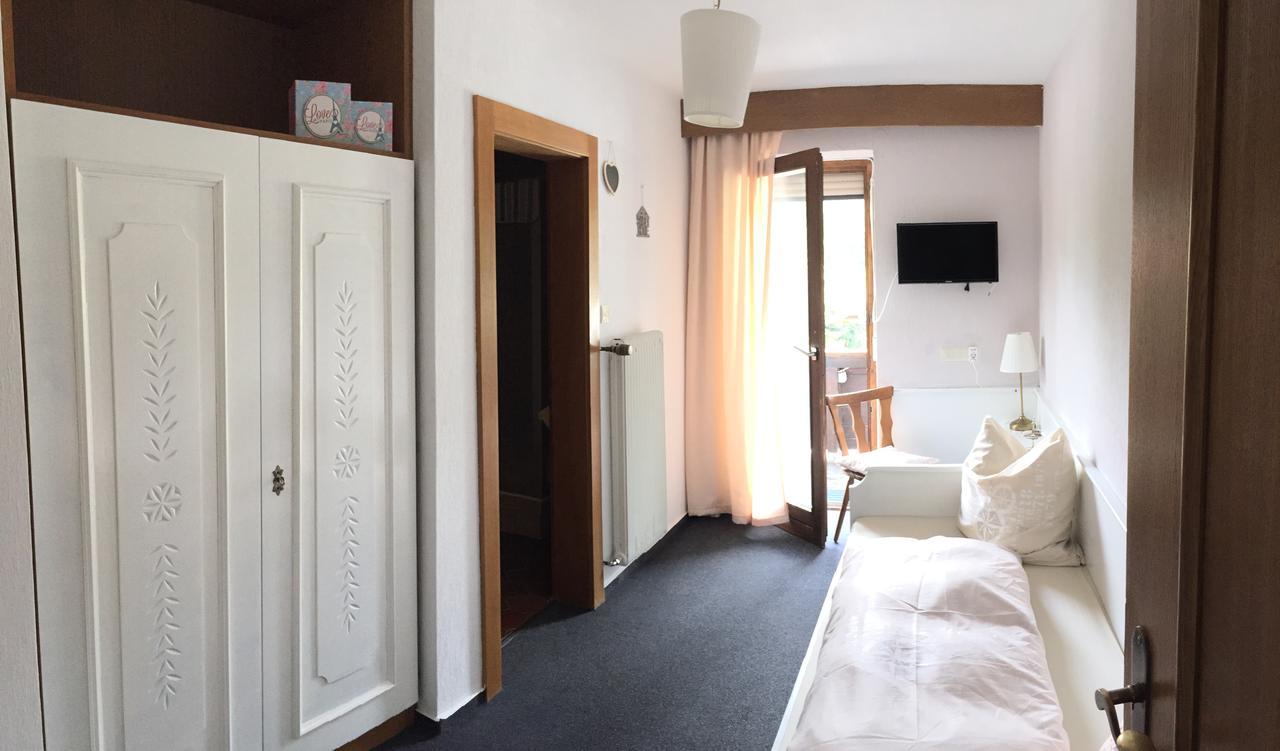 Pension Ostbach Leutasch Exterior foto